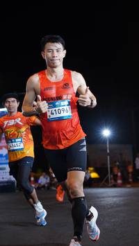 BIB: 41096
                            <button type="button" onclick="openModal(23051967)" class="btn btn-primary btn-sm float-right btn-popup" data-toggle="modal" data-target=".modal-high-quality">
                        <i class="fas fa-shopping-cart"></i> Add to Cart
                    </button>
                                            <button type="button" onclick="isThisMe(23051967, true)" class="btn btn-success btn-sm float-right btn-popup btn-isme hidden" data-toggle="tooltip" data-placement="bottom" title="นี่คือรูปของคุณใช่ไหม คลิกที่นี่เพื่อเอาเข้าอัลบั้ม">
                        <i class="fas fa-plus"></i> Add to album
                    </button>
                    <button type="button" onclick="isThisMe(23051967, false)" class="btn btn-warning btn-sm float-right btn-popup btn-isnotme hidden">
                        <i class="fas fa-ban"></i> Remove from album
                    </button>